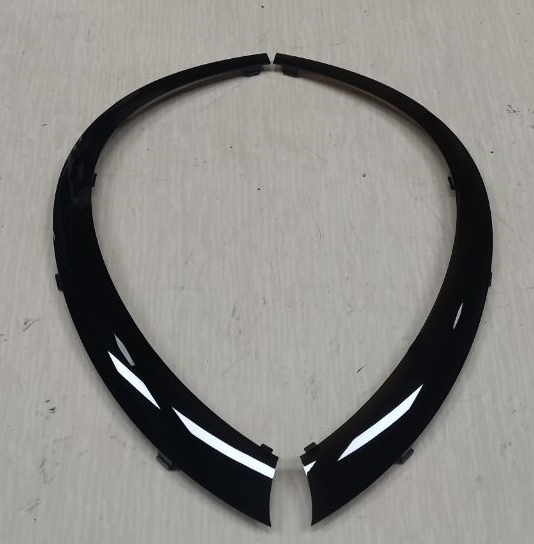 E20 Right Light Trim - INMOTION Service Center