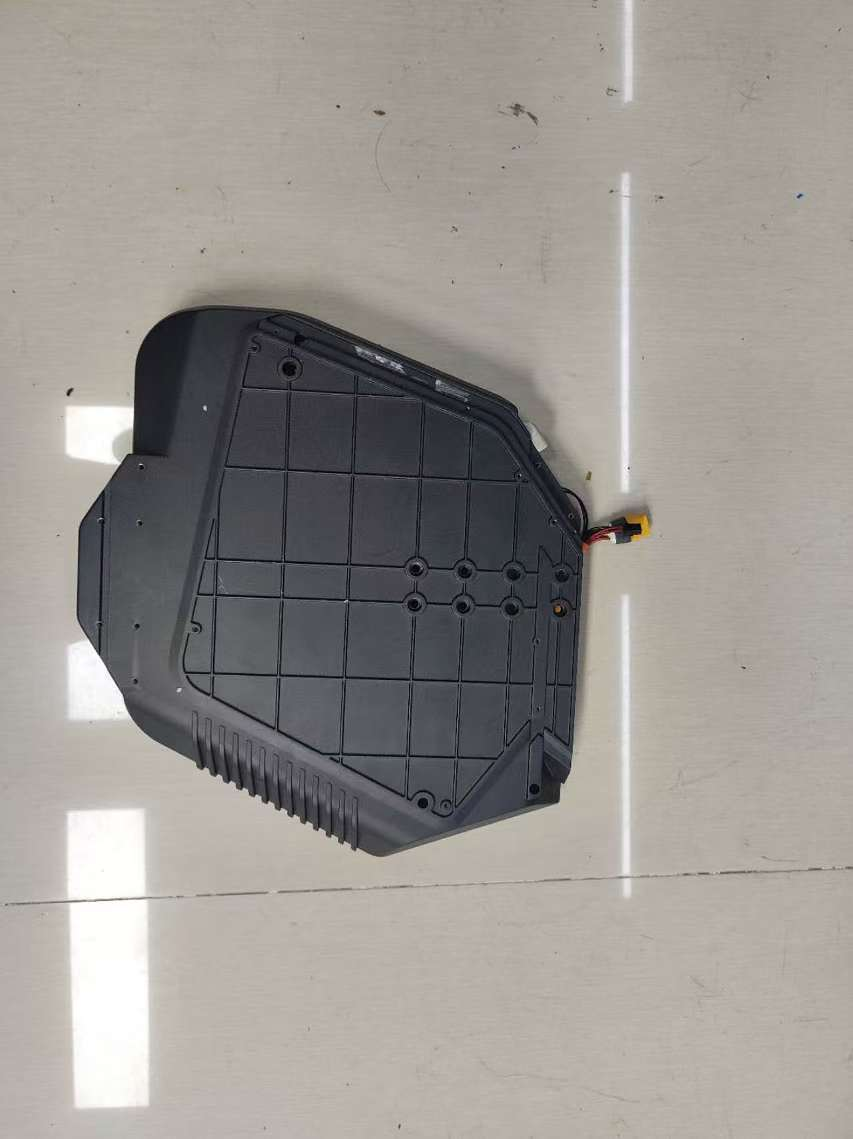 V12s Battery - Right